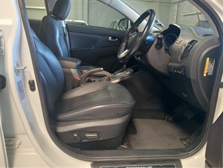 2014 Kia Sportage - Thumbnail