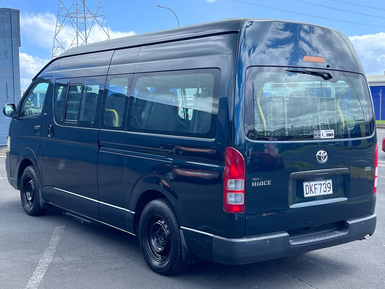 2006 Toyota Hiace