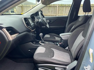 2015 Jeep Cherokee - Thumbnail