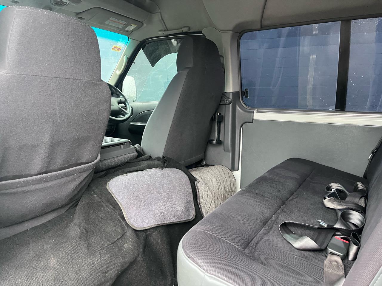 2010 Nissan Caravan