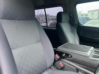 2010 Nissan Caravan - Thumbnail