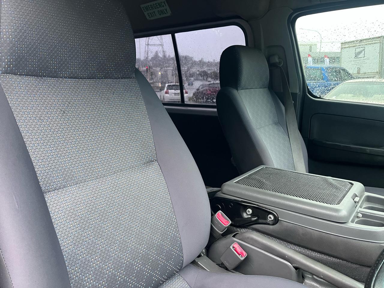 2010 Nissan Caravan