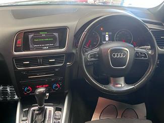 2011 Audi Q5 - Thumbnail