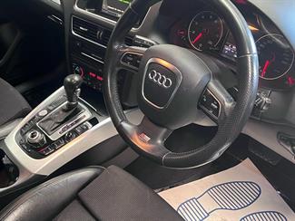 2011 Audi Q5 - Thumbnail