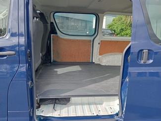 2020 Toyota Hiace - Thumbnail