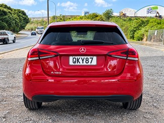 2019 Mercedes-Benz A180 - Thumbnail