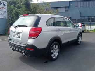 2017 Holden Captiva - Thumbnail