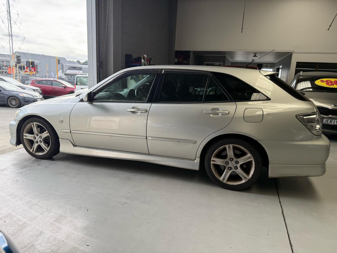 2001 Toyota Altezza