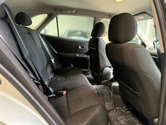 2001 Toyota Altezza - Thumbnail