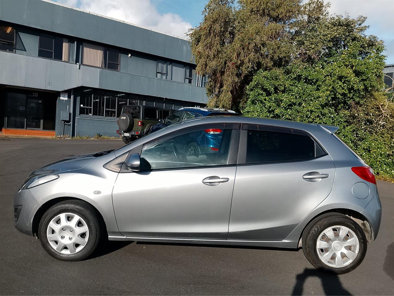 2013 Mazda Demio