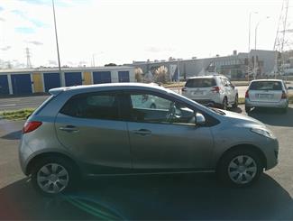 2013 Mazda Demio - Thumbnail