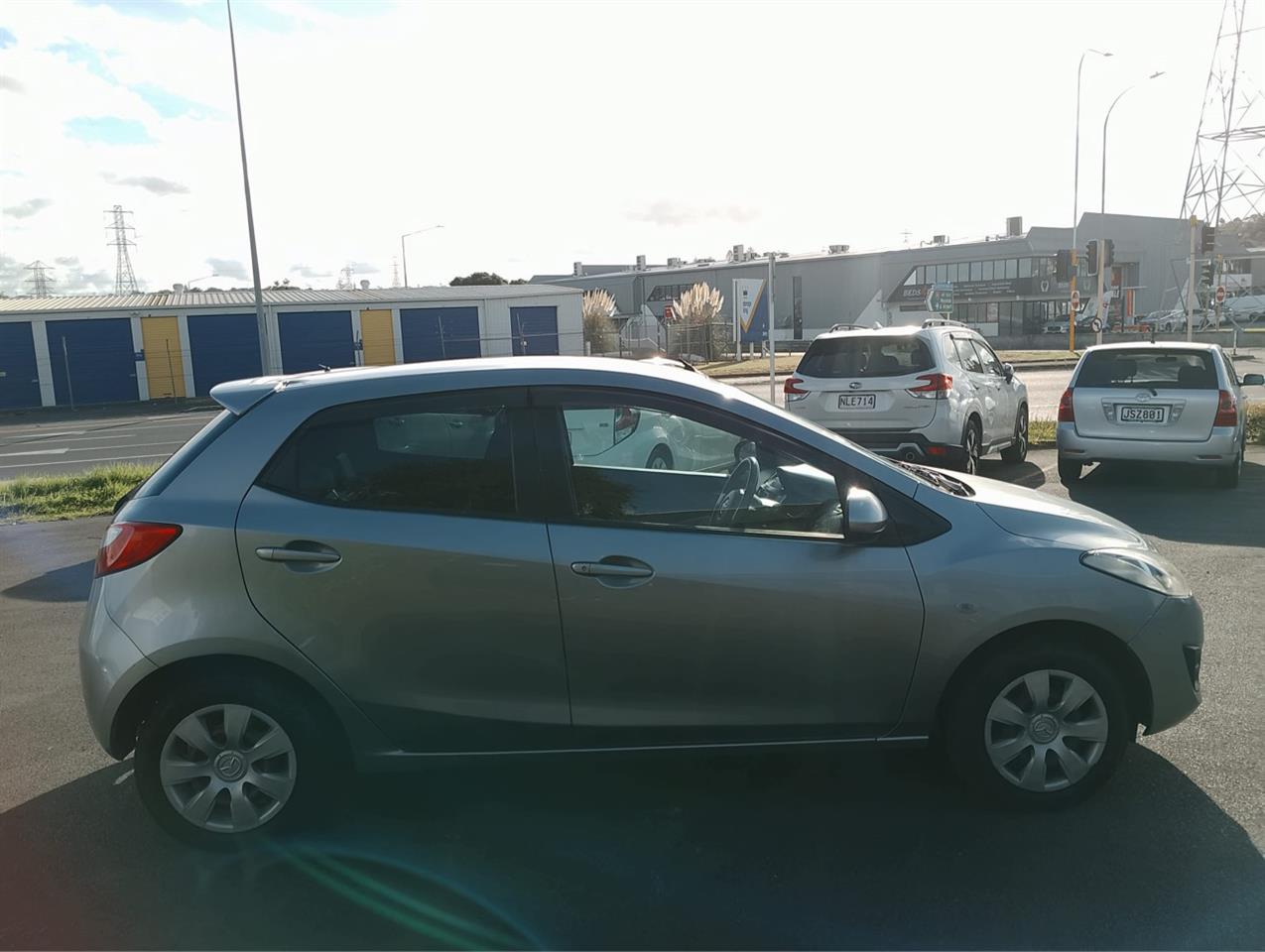 2013 Mazda Demio