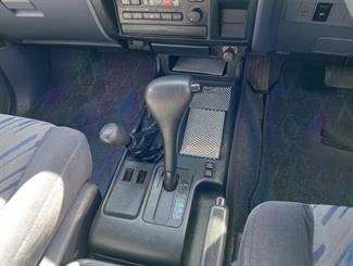 1996 Toyota Landcruiser - Thumbnail