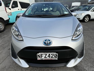 2017 Toyota Aqua - Thumbnail