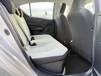 2017 Toyota Aqua - Thumbnail