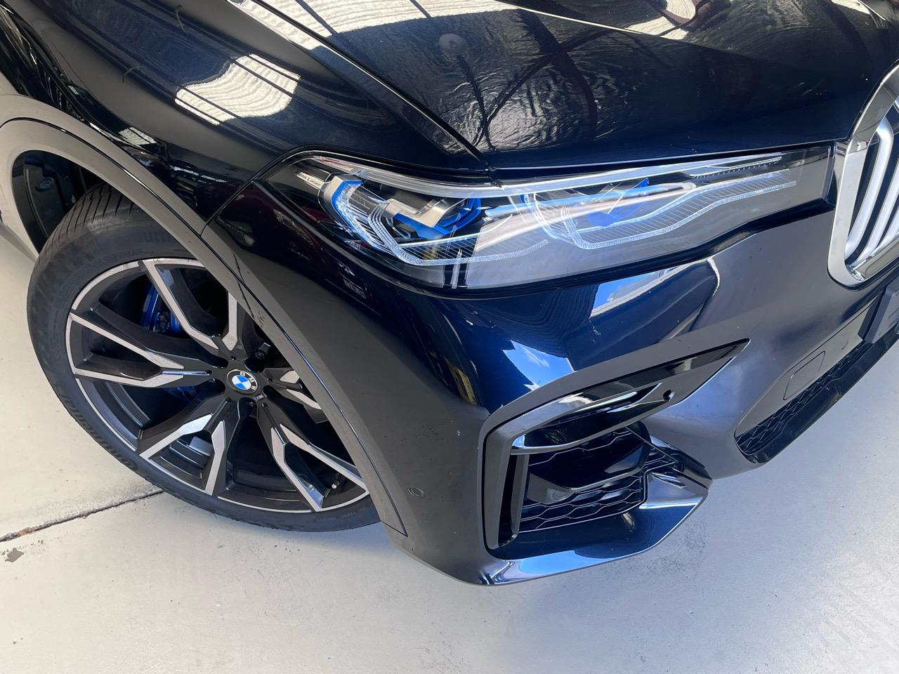 2021 BMW X7