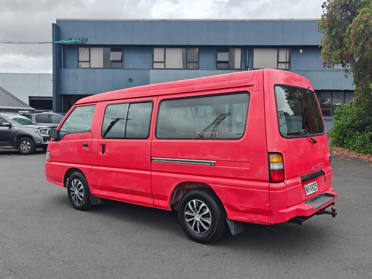 2009 Mitsubishi L300