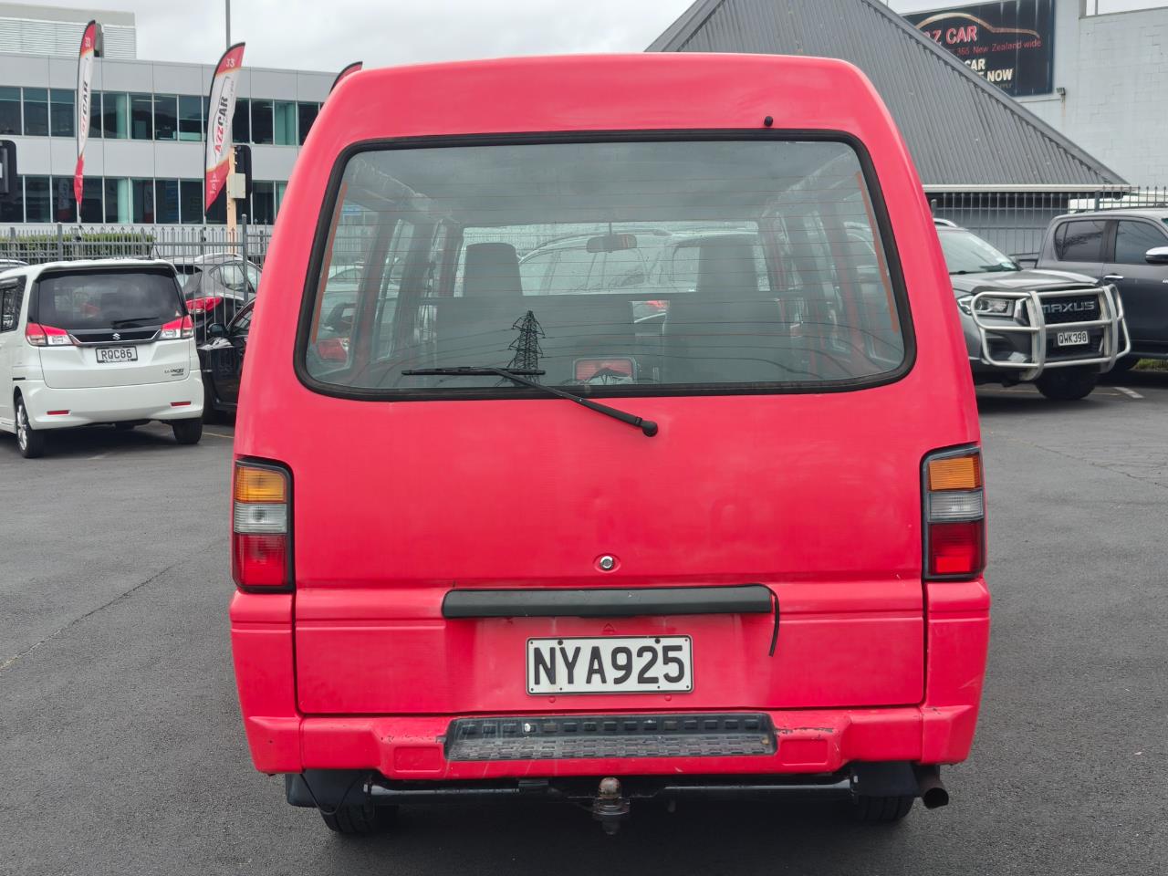 2009 Mitsubishi L300
