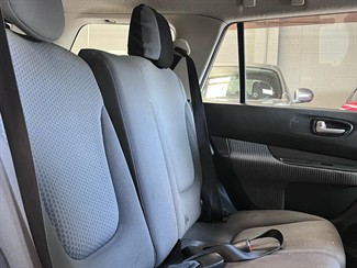 2007 Nissan Wingroad - Thumbnail