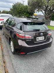 2011 Lexus CT200H - Thumbnail