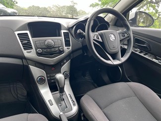 2016 Holden Cruze - Thumbnail