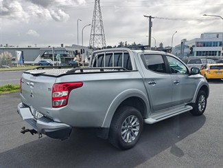 2018 Mitsubishi Triton - Thumbnail