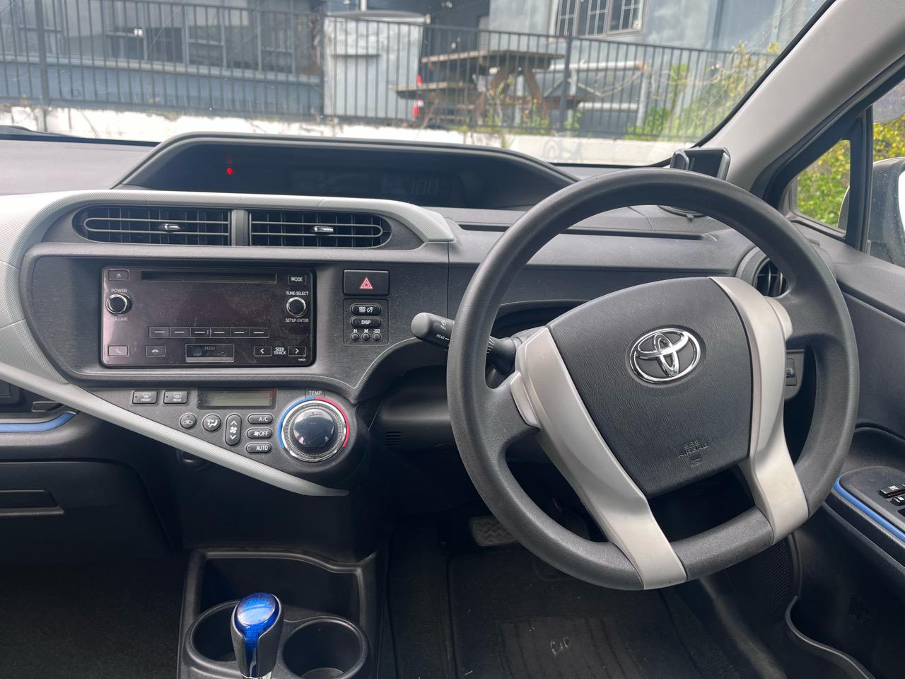 2013 Toyota Aqua