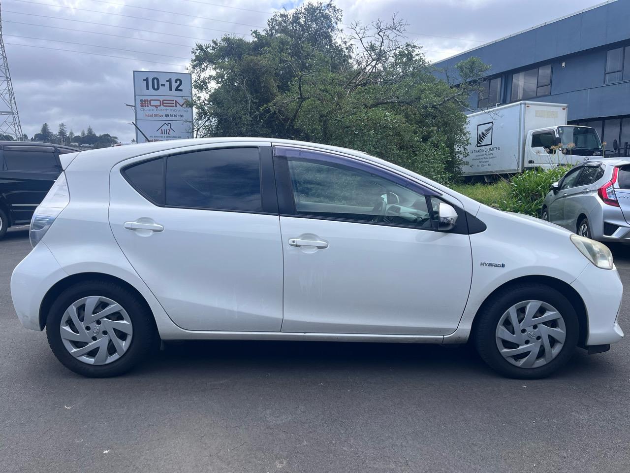 2013 Toyota Aqua
