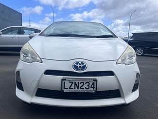 2013 Toyota Aqua - Thumbnail