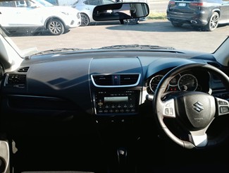 2014 Suzuki Swift - Thumbnail