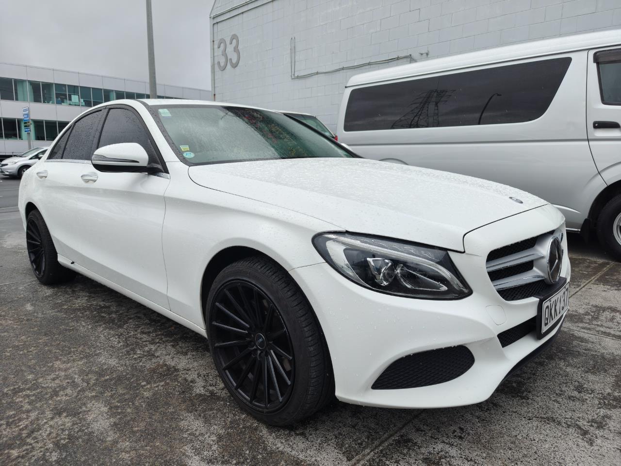 2017 Mercedes-Benz C180