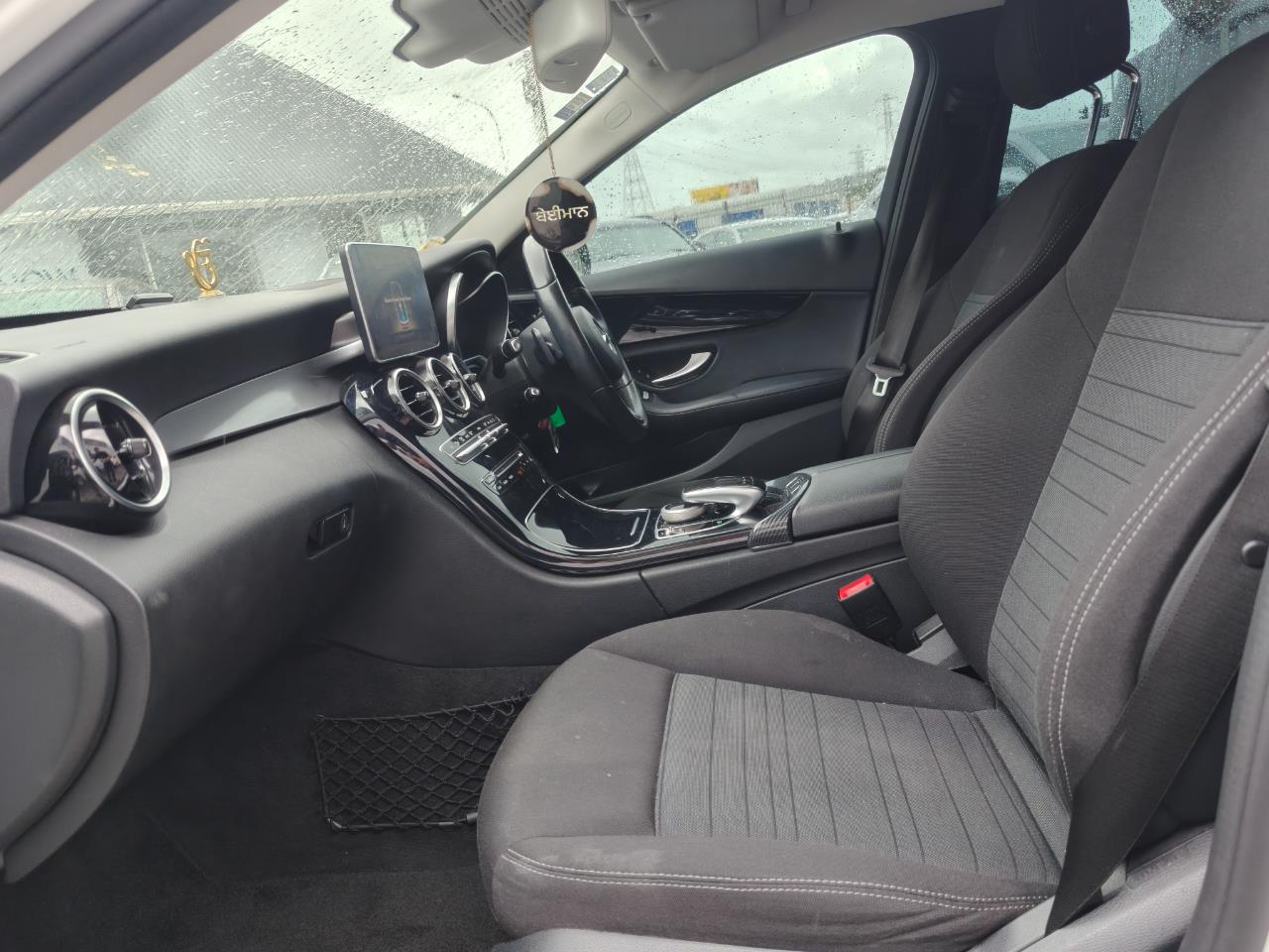 2017 Mercedes-Benz C180