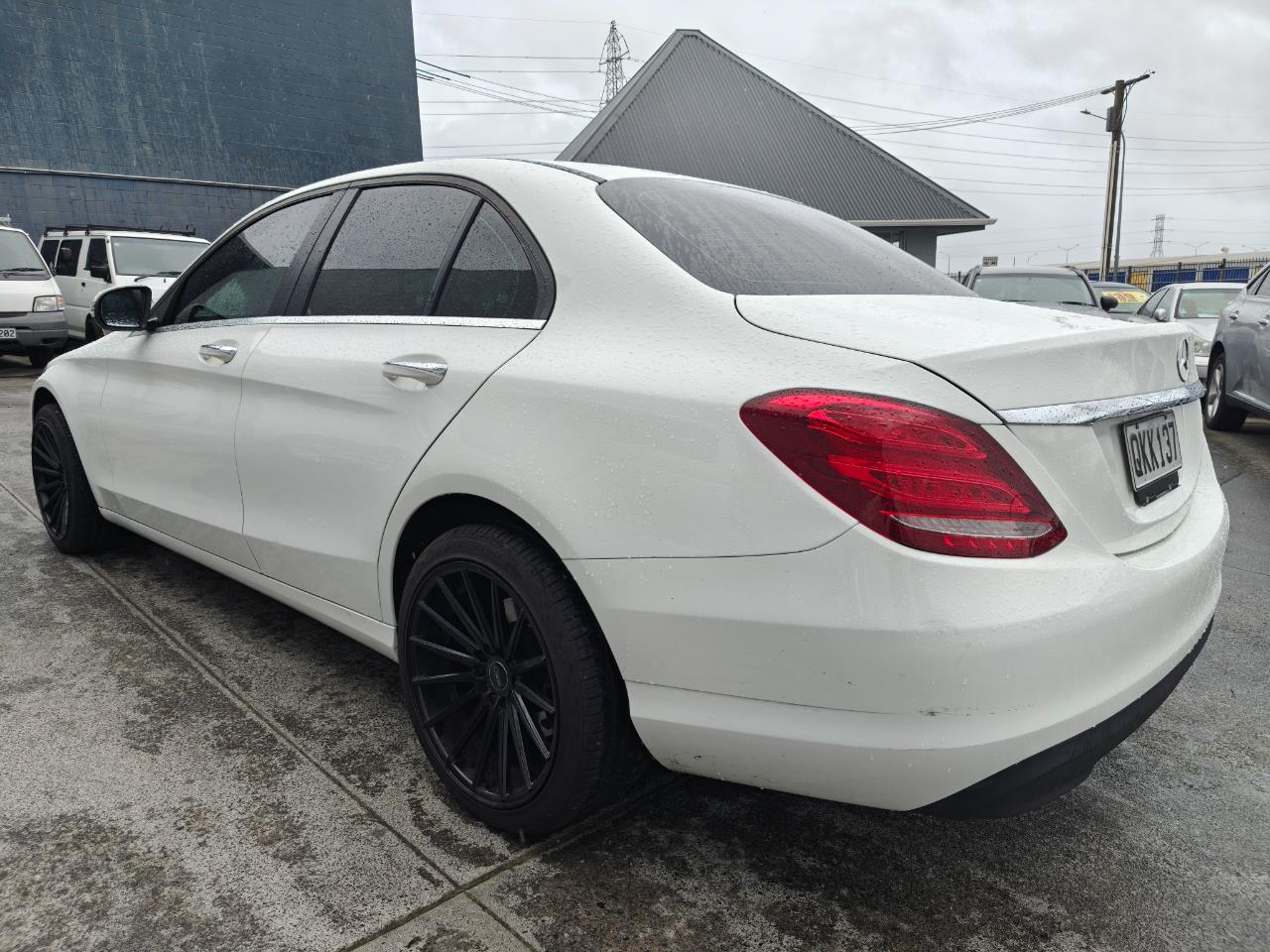 2017 Mercedes-Benz C180
