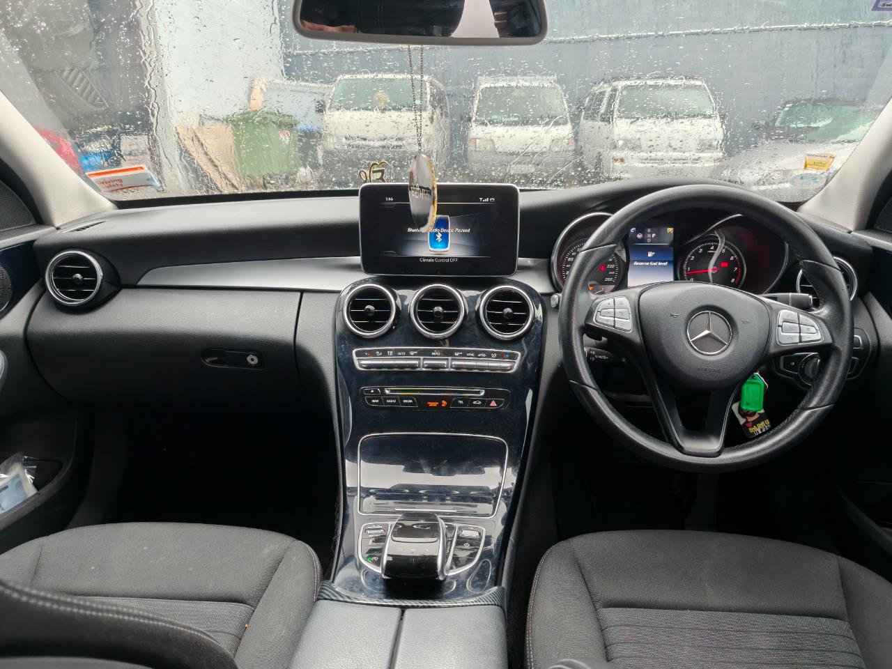 2017 Mercedes-Benz C180