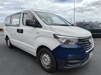 2021 Hyundai iLOAD - Thumbnail