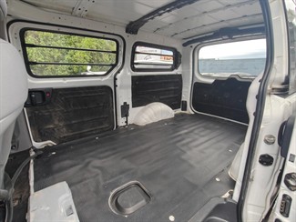 2021 Hyundai iLOAD - Thumbnail