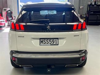 2020 Peugeot 3008 - Thumbnail