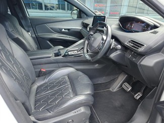 2020 Peugeot 3008 - Thumbnail