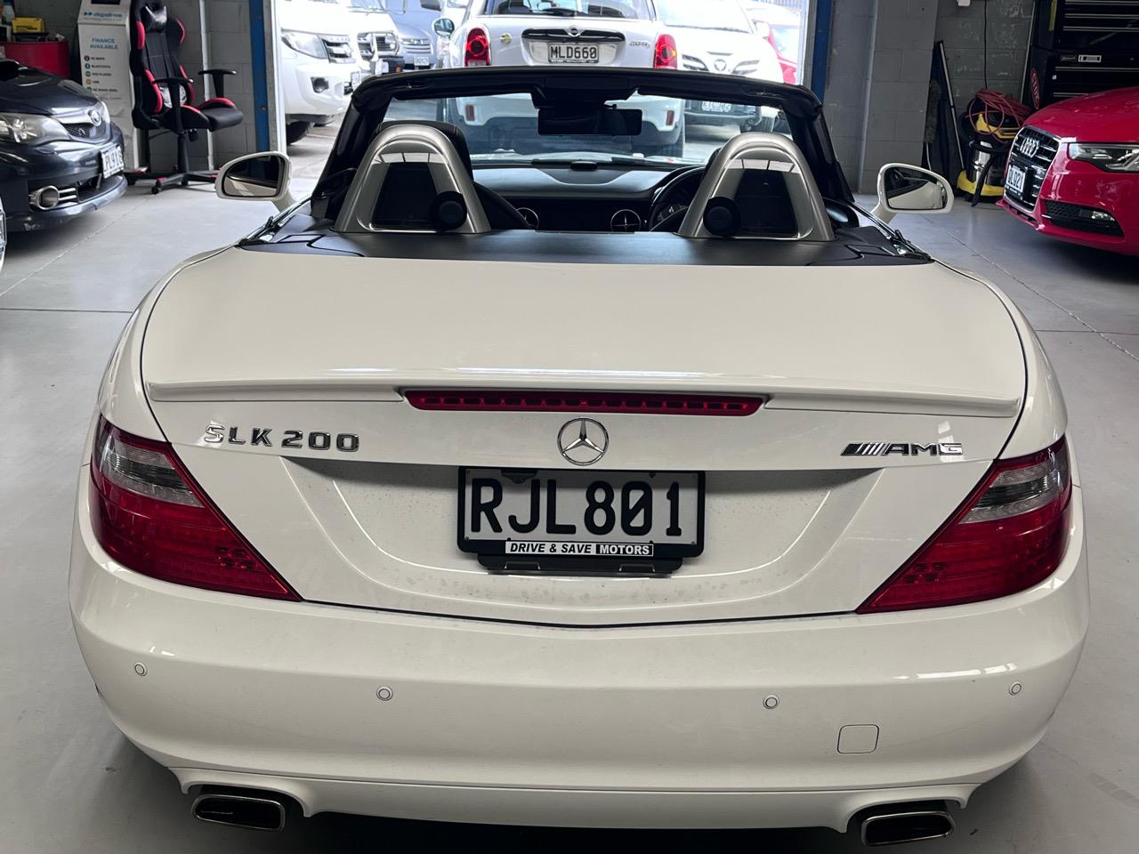 2013 Mercedes-Benz SLK 200
