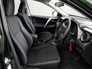 2013 Toyota RAV4 - Thumbnail