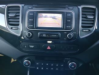 2015 Kia Carens - Thumbnail