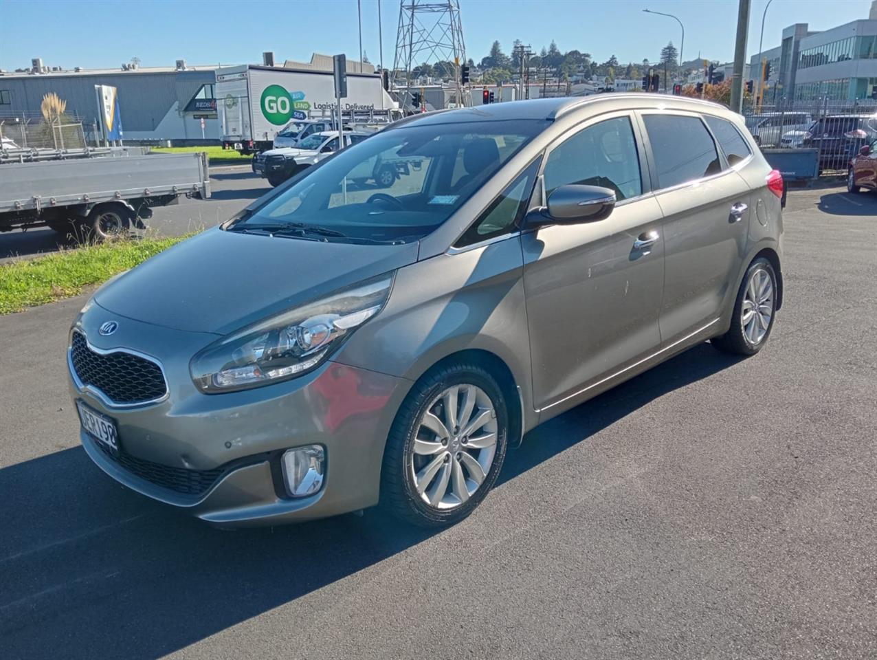 2015 Kia Carens