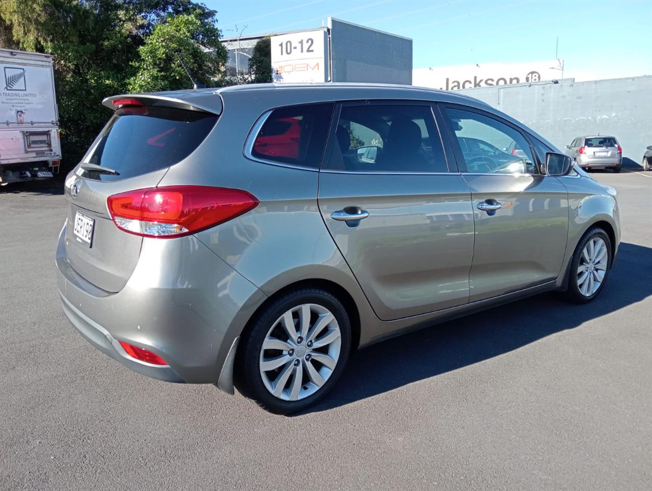2015 Kia Carens