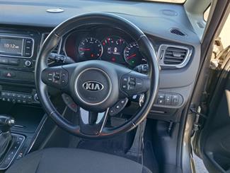 2015 Kia Carens - Thumbnail
