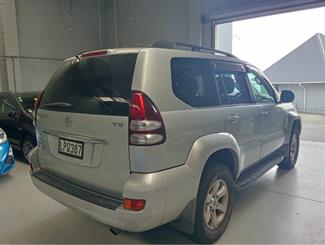 2007 Toyota Land Cruiser Prado - Thumbnail