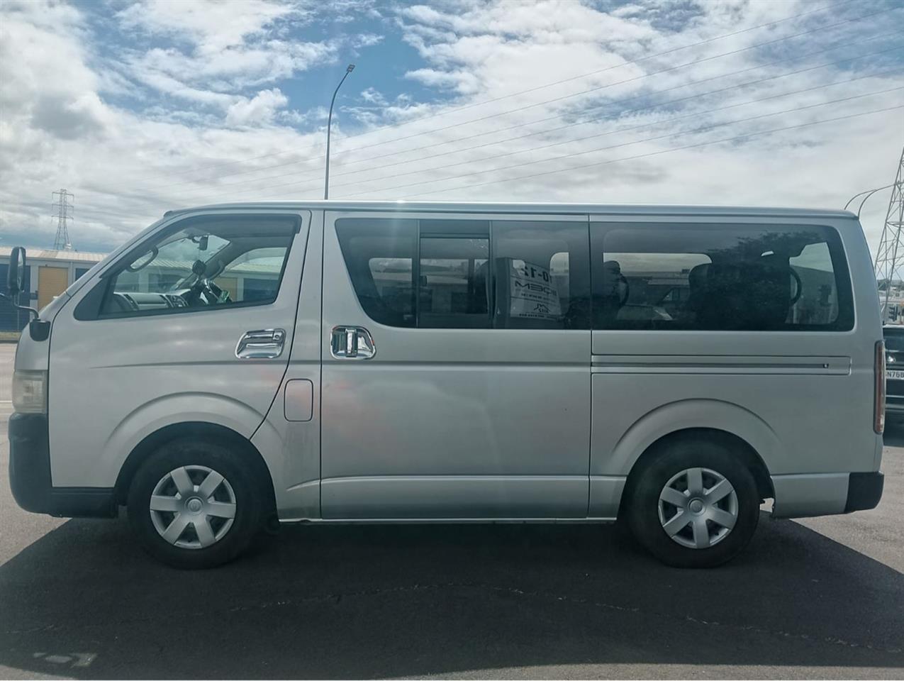 2007 Toyota HIACE