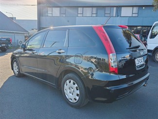 2007 Honda Stream - Thumbnail