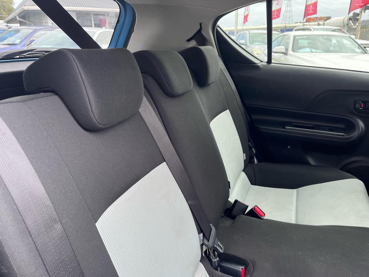2013 Toyota Aqua