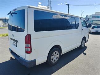 2008 Toyota Hiace - Thumbnail