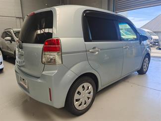 2013 Toyota Spade - Thumbnail